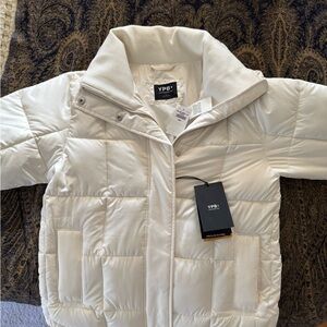 Abercrombie & Fitch YPB ON THE GO Puffer Jacket